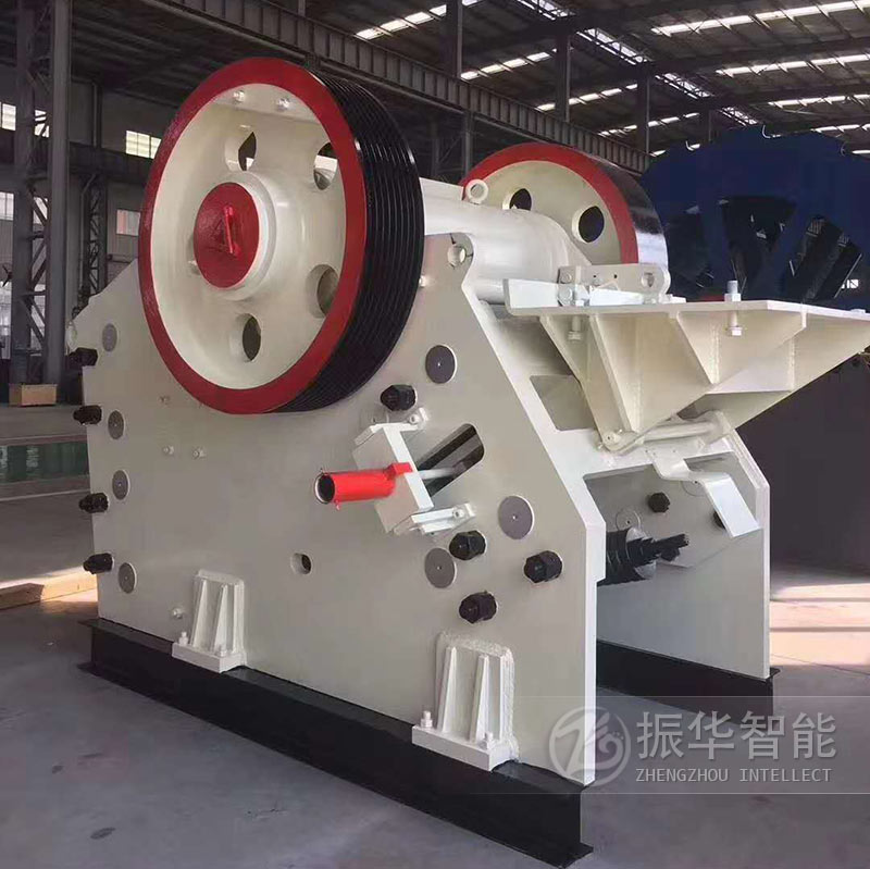 白色颚式破碎机
